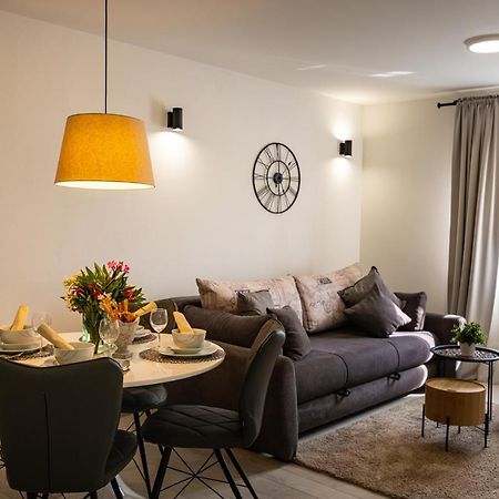 Fk Apartments Pakoštane 外观 照片