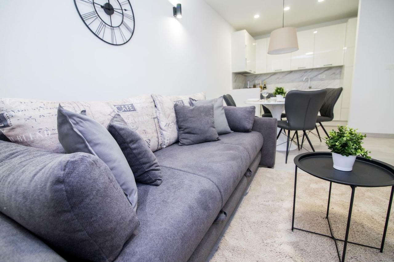 Fk Apartments Pakoštane 外观 照片