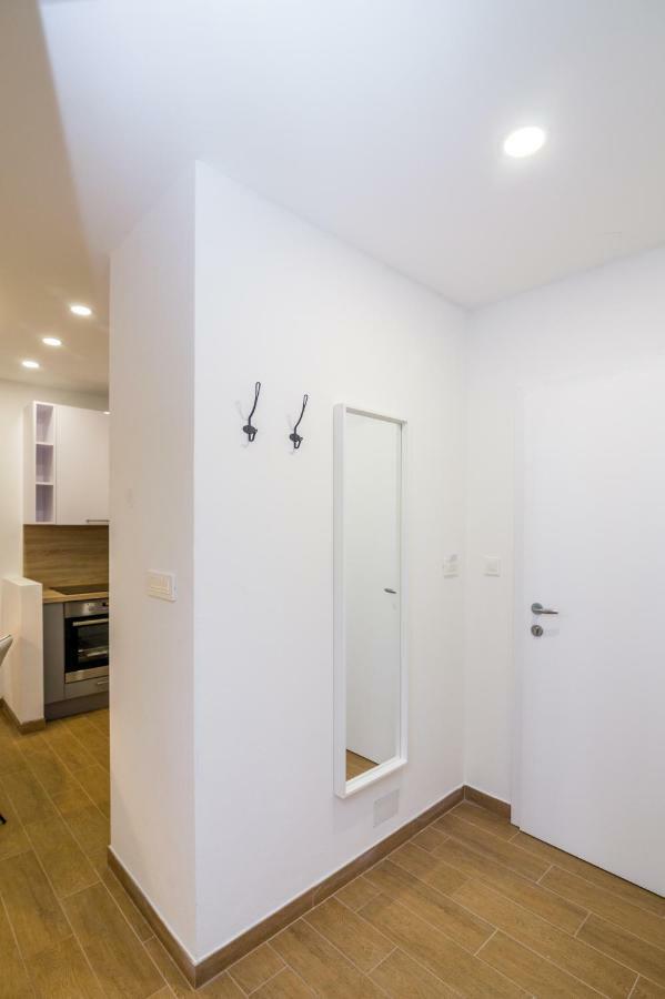 Fk Apartments Pakoštane 外观 照片