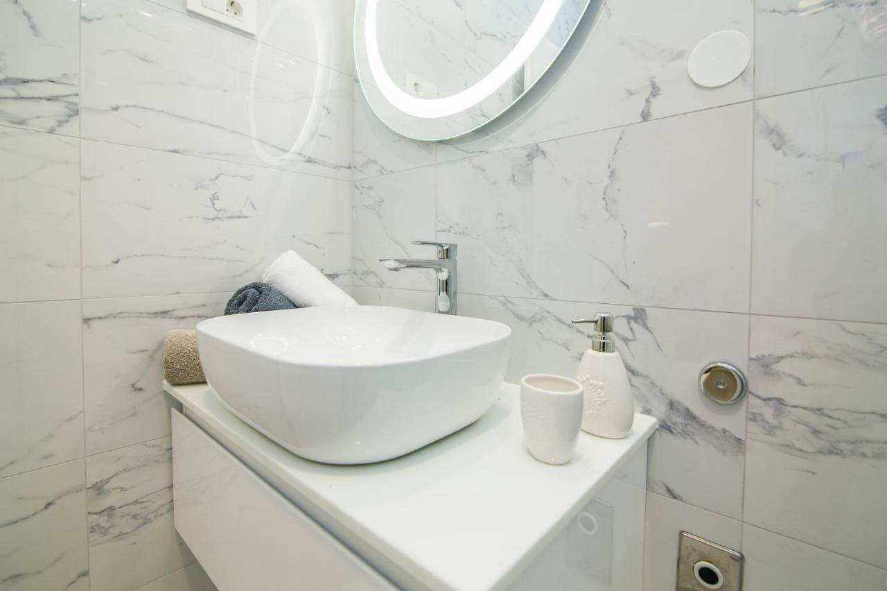 Fk Apartments Pakoštane 外观 照片